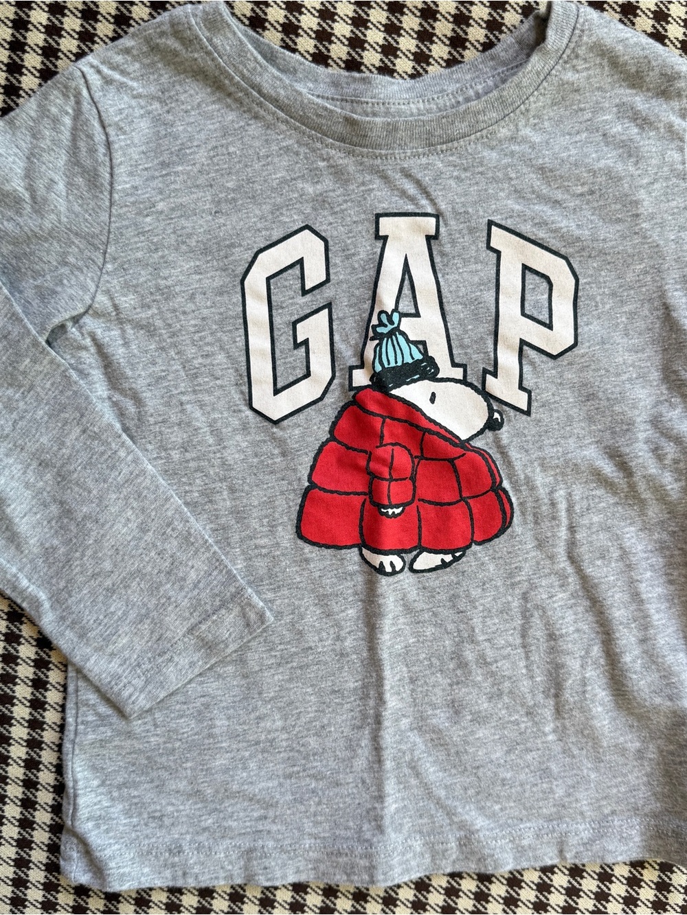 GAP Grey Long-Sleeve Tee with Red Snoopy Puffer Graphic
